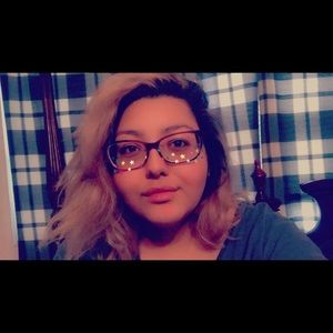 Meet your Posher, Aliya